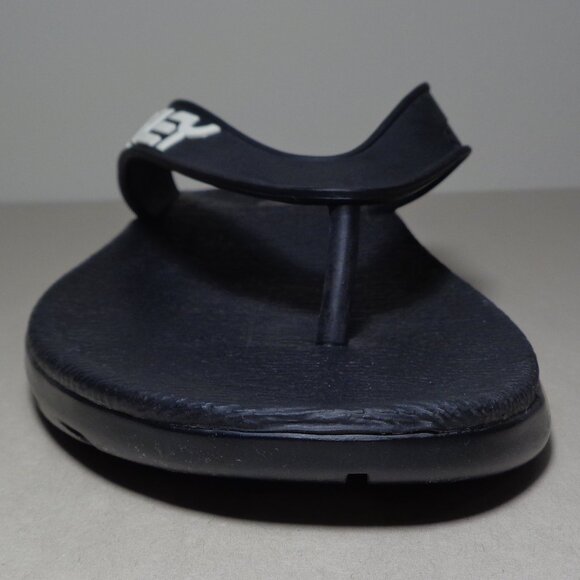 Oakley Size 10 M / B1B / Black / Flip Flop Sandals / New Men\'s Shoes main image 12